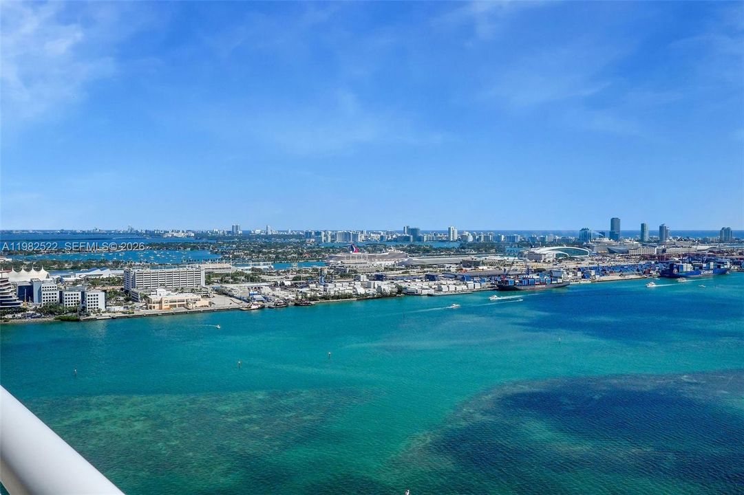 Active With Contract: $1,975,000 (2 beds, 2 baths, 1709 Square Feet)