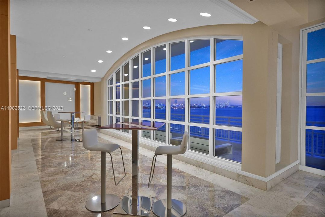 Active With Contract: $1,975,000 (2 beds, 2 baths, 1709 Square Feet)