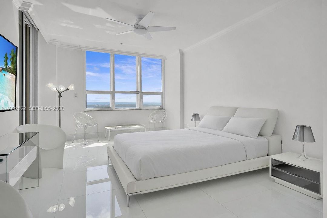 Active With Contract: $1,975,000 (2 beds, 2 baths, 1709 Square Feet)