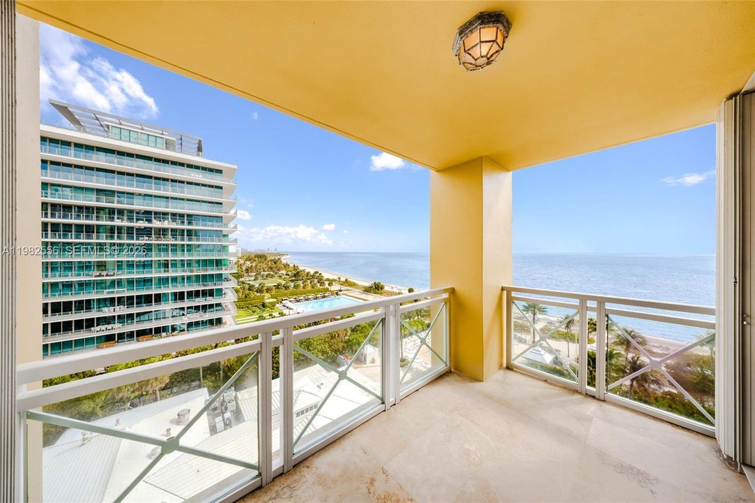 Recently Sold: $5,100,000 (3 beds, 5 baths, 3950 Square Feet)