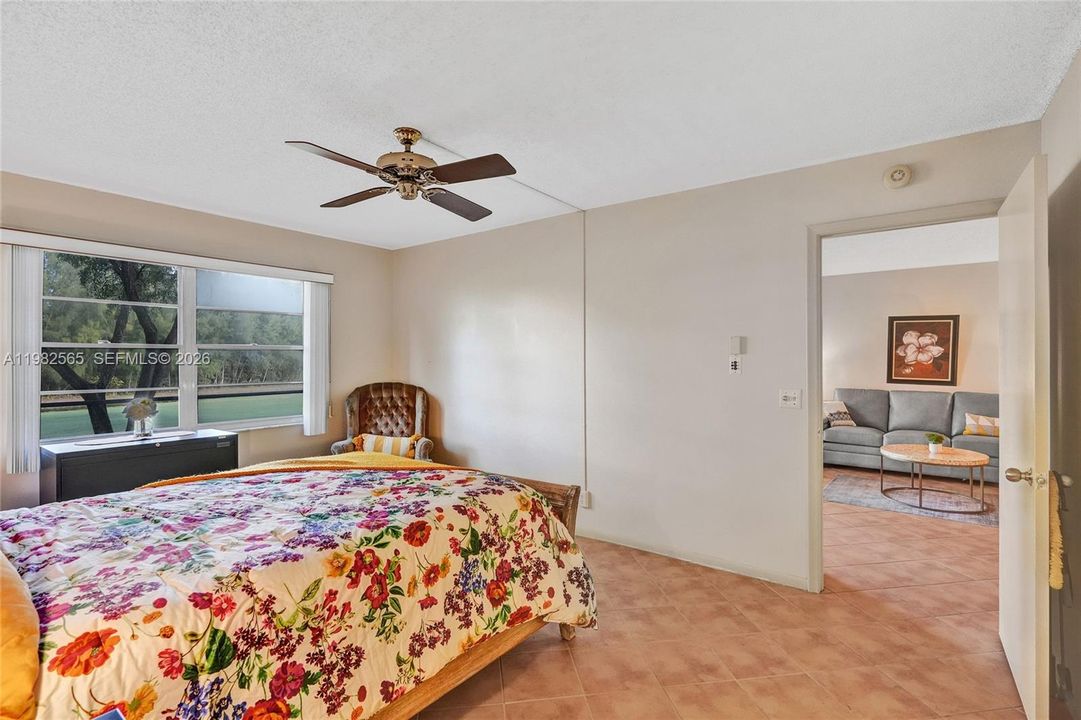 Activo con contrato: $185,000 (2 camas, 2 baños, 1192 Pies cuadrados)