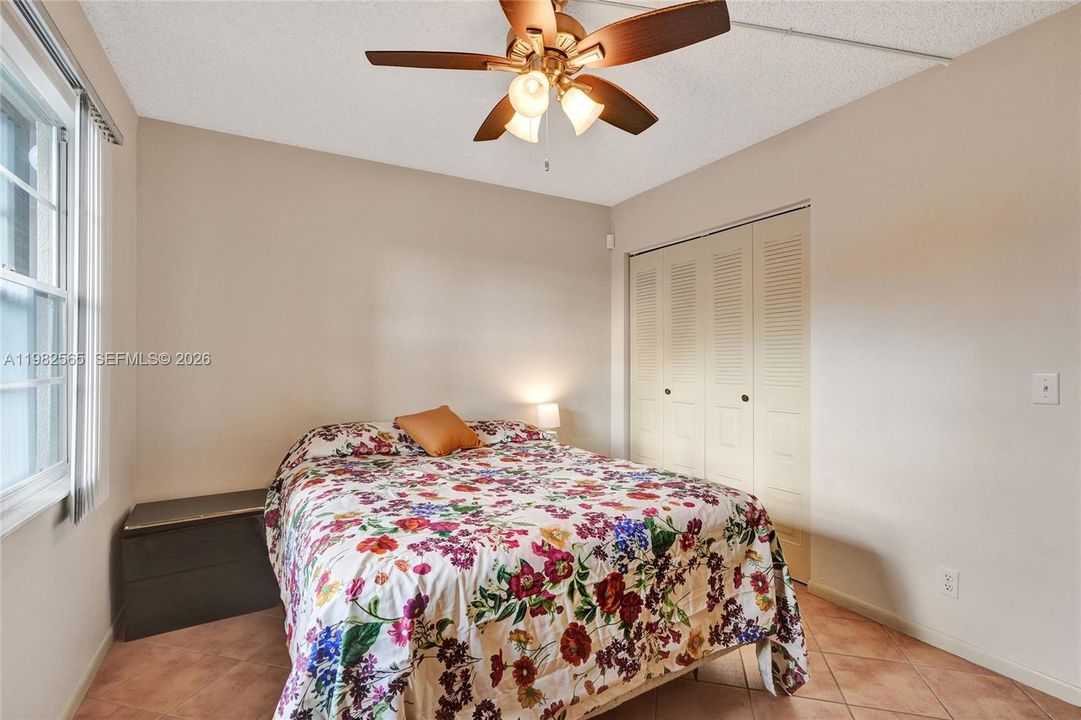 Activo con contrato: $185,000 (2 camas, 2 baños, 1192 Pies cuadrados)