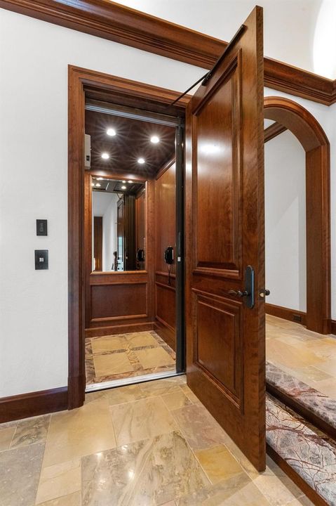 Elevator