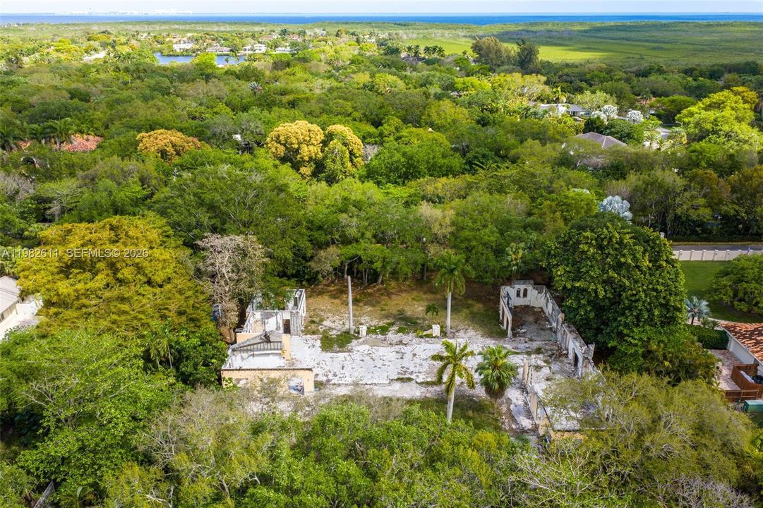 На продажу: $11,999,000 (1.00 acres)