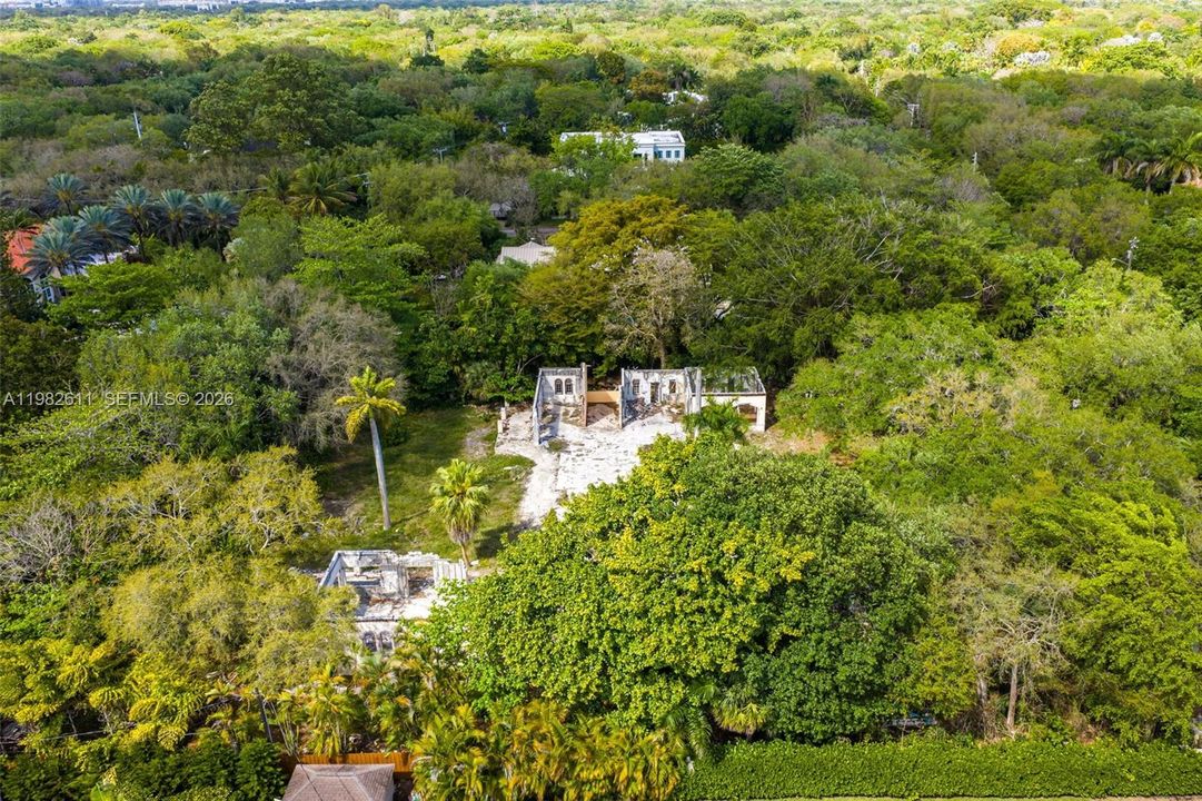 На продажу: $11,999,000 (1.00 acres)