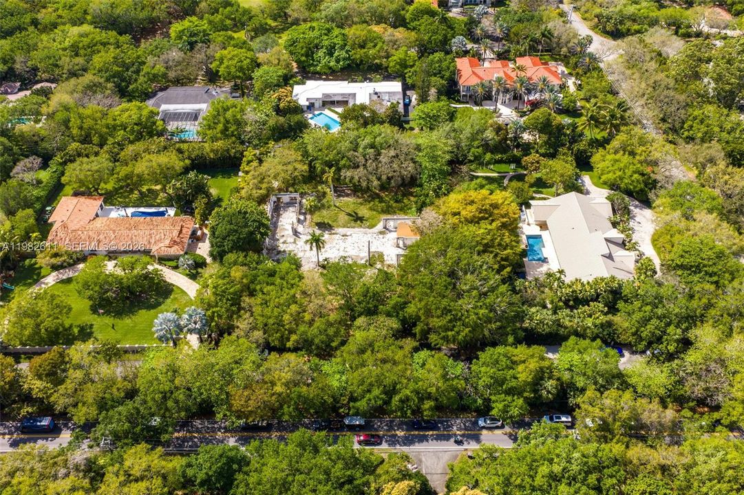 На продажу: $11,999,000 (1.00 acres)