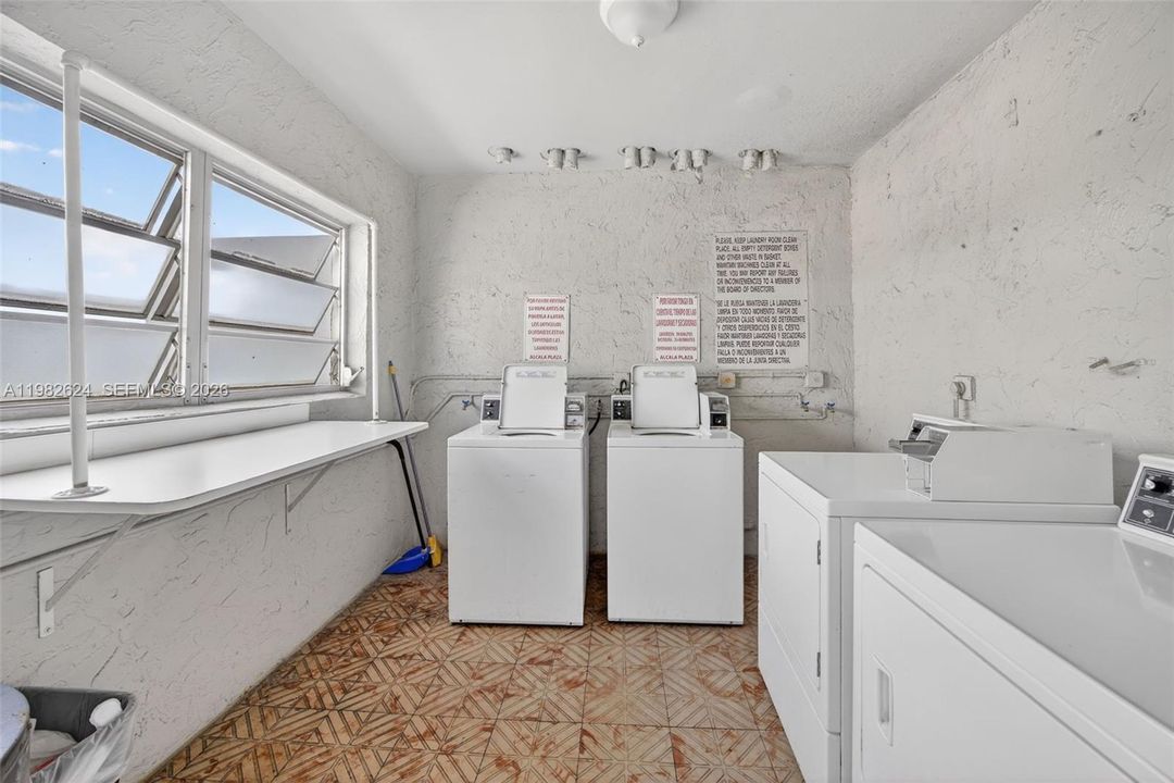 На продажу: $210,000 (1 спален, 1 ванн, 620 Квадратных фут)