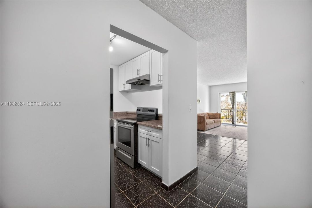 На продажу: $210,000 (1 спален, 1 ванн, 620 Квадратных фут)