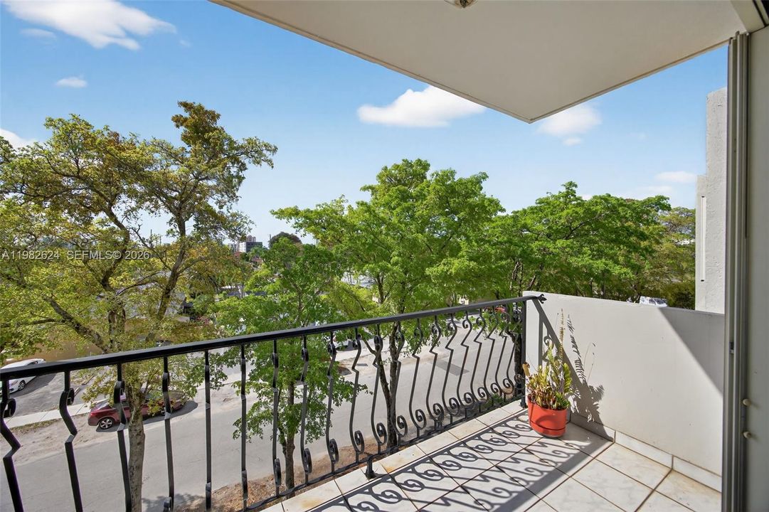 На продажу: $210,000 (1 спален, 1 ванн, 620 Квадратных фут)