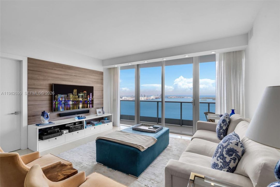For Sale: $1,990,000 (2 beds, 3 baths, 1730 Square Feet)