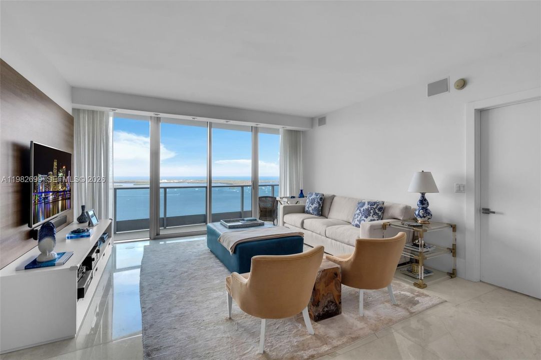 For Sale: $1,990,000 (2 beds, 3 baths, 1730 Square Feet)