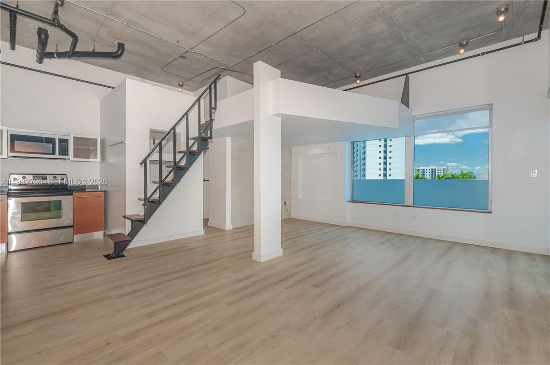 En Venta: $359,750 (1 camas, 1 baños, 782 Pies cuadrados)