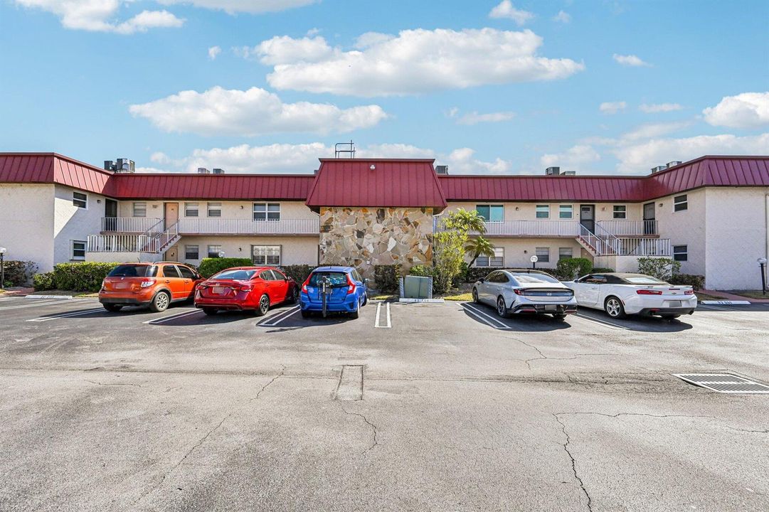 1-web-or-mls-W Greenway Dr-S1202-001