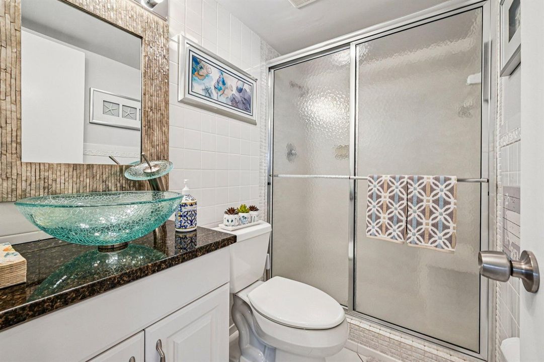 24-web-or-mls-W Greenway Dr-S1202-024