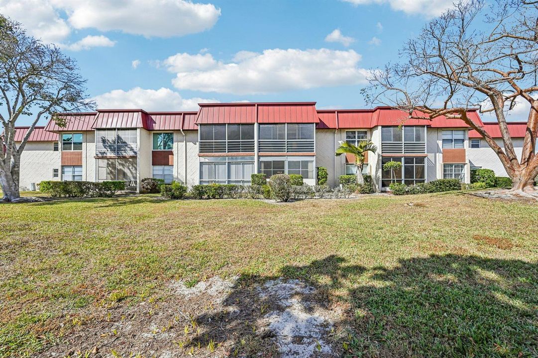 30-web-or-mls-W Greenway Dr-S1202-030