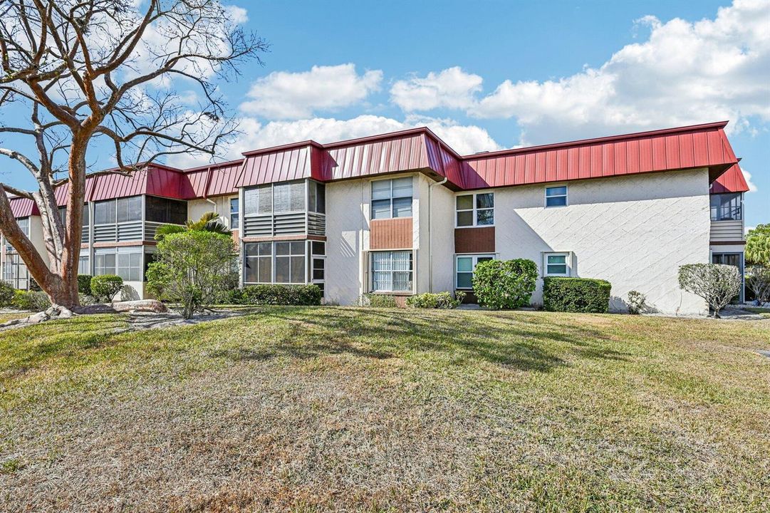 31-web-or-mls-W Greenway Dr-S1202-031