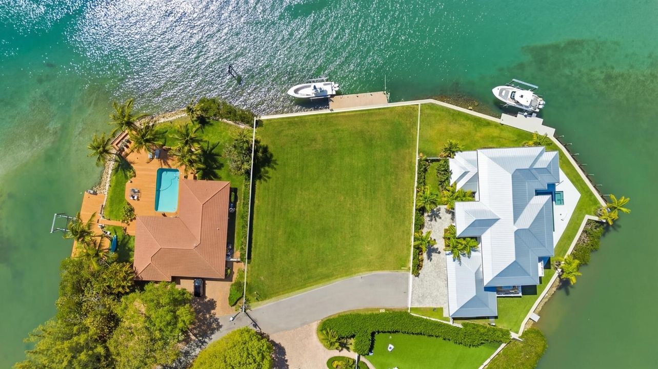 1305 Peninsular - 3