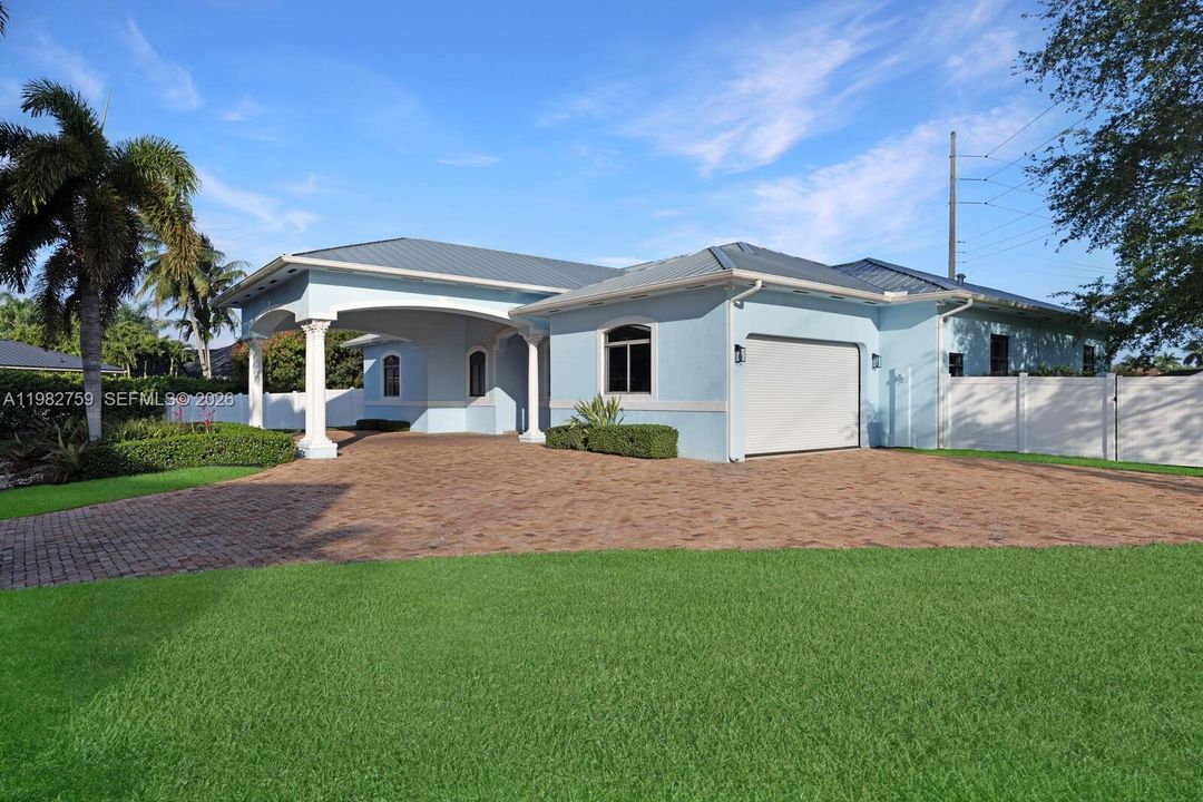 Sideload 2 Car Garage