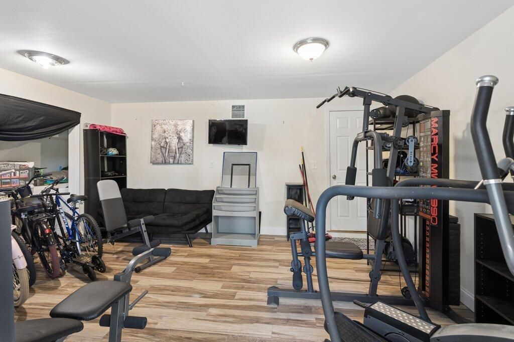 Guest House Flex Room