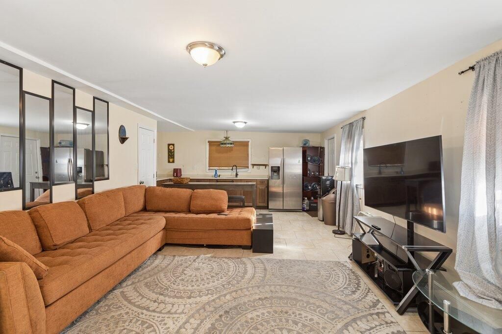 Guest House Living Room