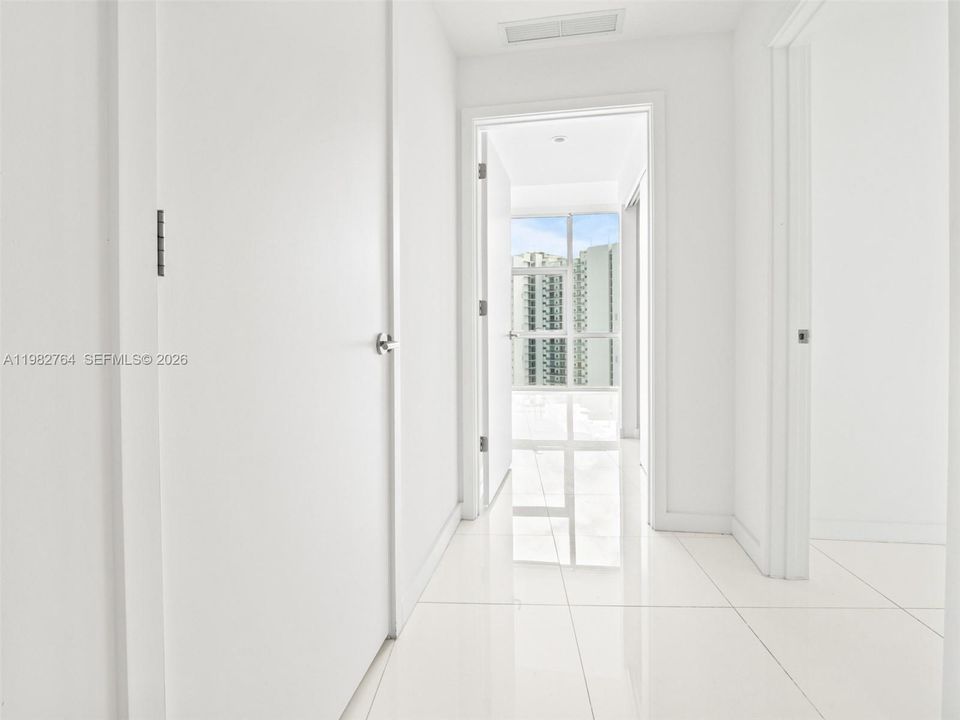 На продажу: $1,399,000 (3 спален, 4 ванн, 2204 Квадратных фут)
