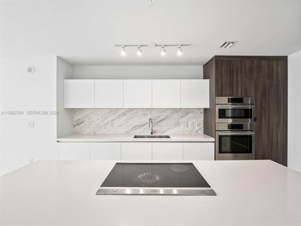 На продажу: $1,399,000 (3 спален, 4 ванн, 2204 Квадратных фут)