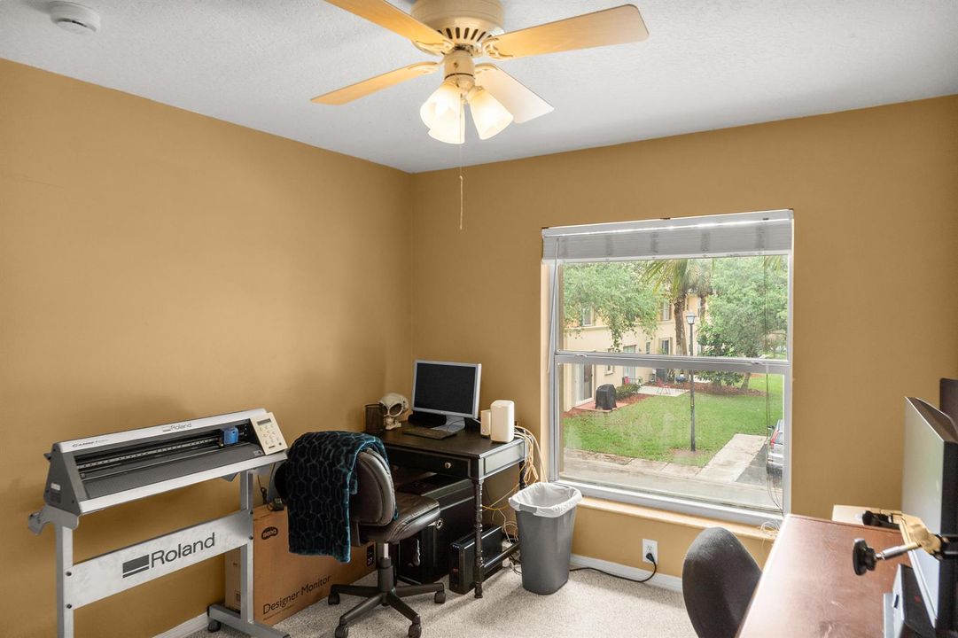 Guest bedroom 2