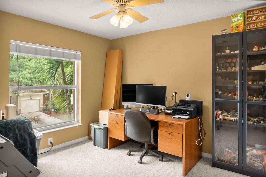Guest bedroom 2
