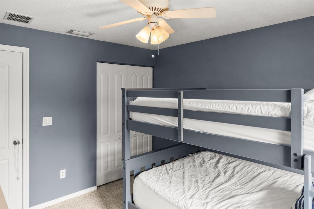 Guest bedroom 1
