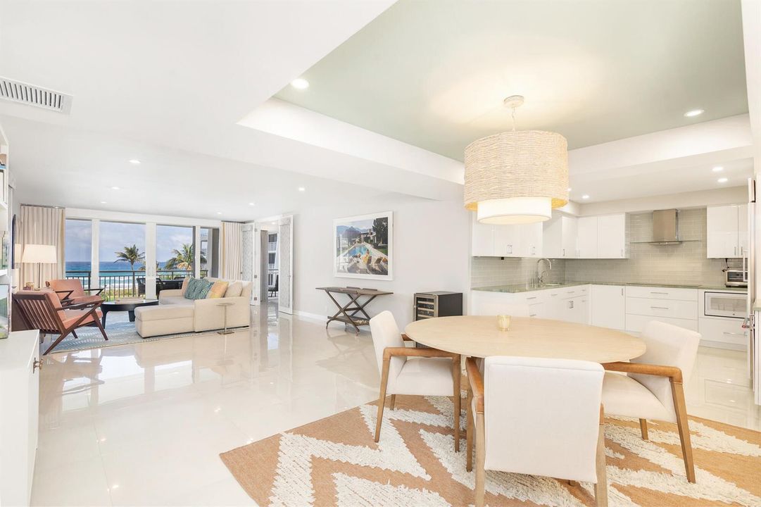 Dining/living/kitchen