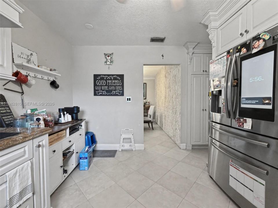 For Sale: $975,000 (4 beds, 2 baths, 2100 Square Feet)