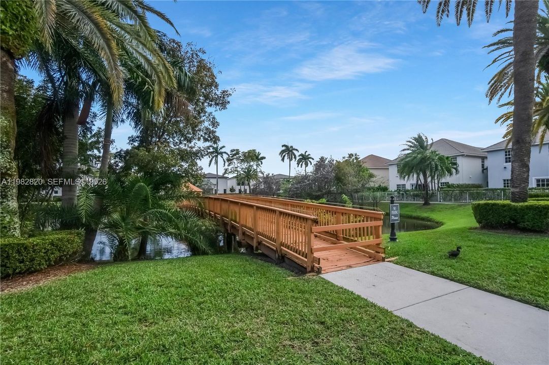 For Sale: $1,150,000 (4 beds, 4 baths, 2878 Square Feet)