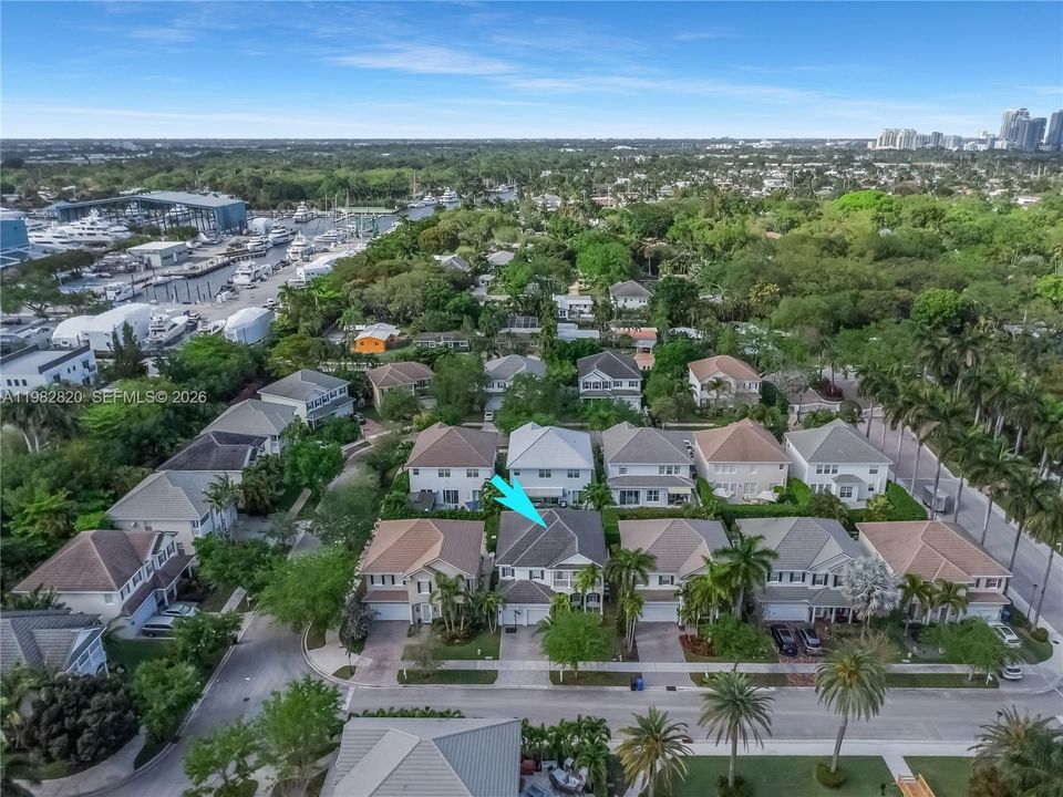 For Sale: $1,150,000 (4 beds, 4 baths, 2878 Square Feet)