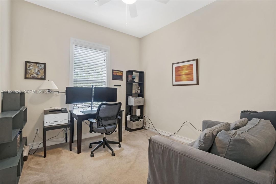 For Sale: $1,150,000 (4 beds, 4 baths, 2878 Square Feet)