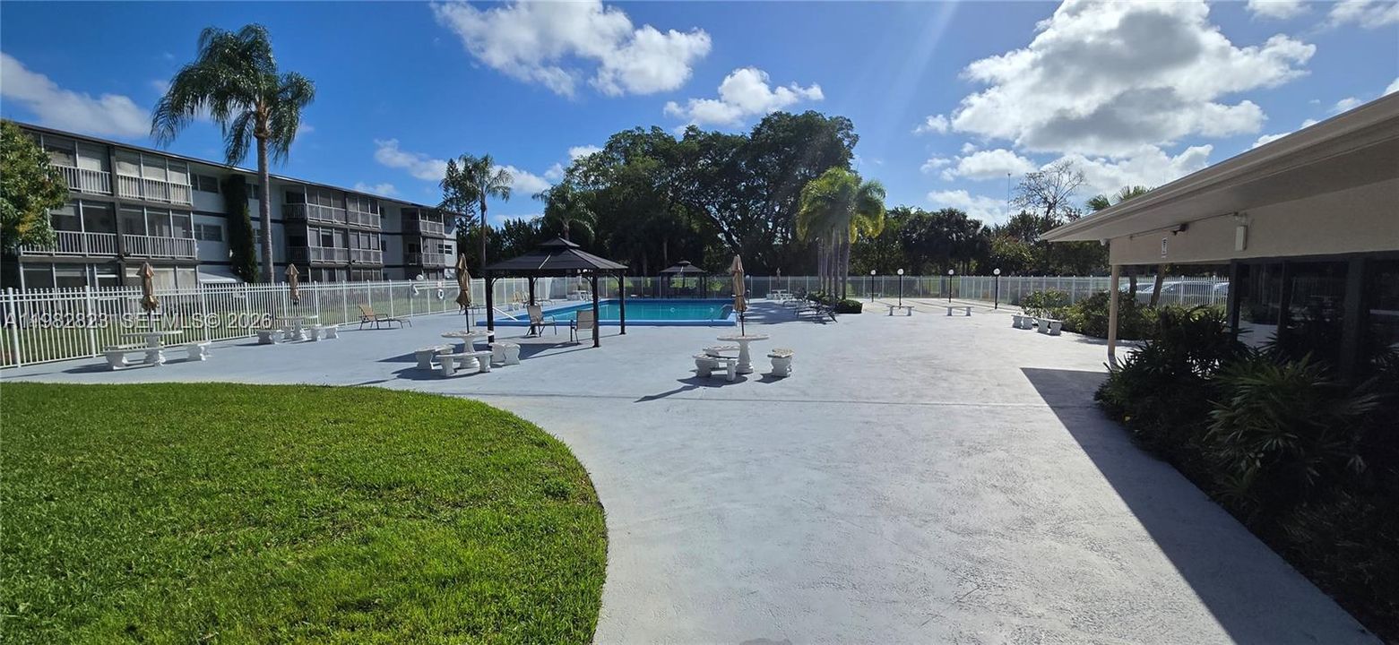 Active With Contract: $135,000 (2 beds, 2 baths, 0 Square Feet)
