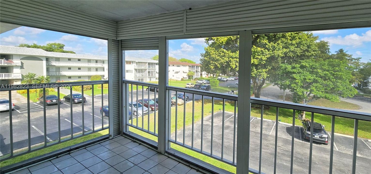 Active With Contract: $135,000 (2 beds, 2 baths, 0 Square Feet)