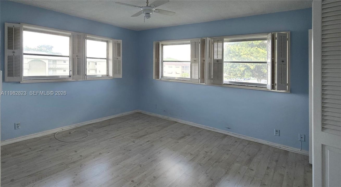 Active With Contract: $135,000 (2 beds, 2 baths, 0 Square Feet)