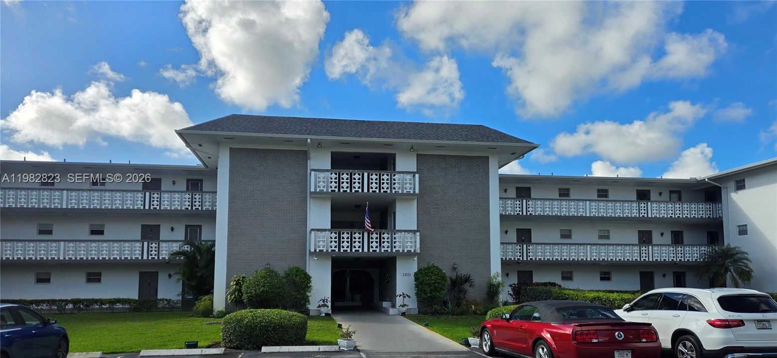 Active With Contract: $135,000 (2 beds, 2 baths, 0 Square Feet)