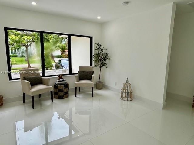 Active With Contract: $1,050,000 (3 beds, 2 baths, 1676 Square Feet)