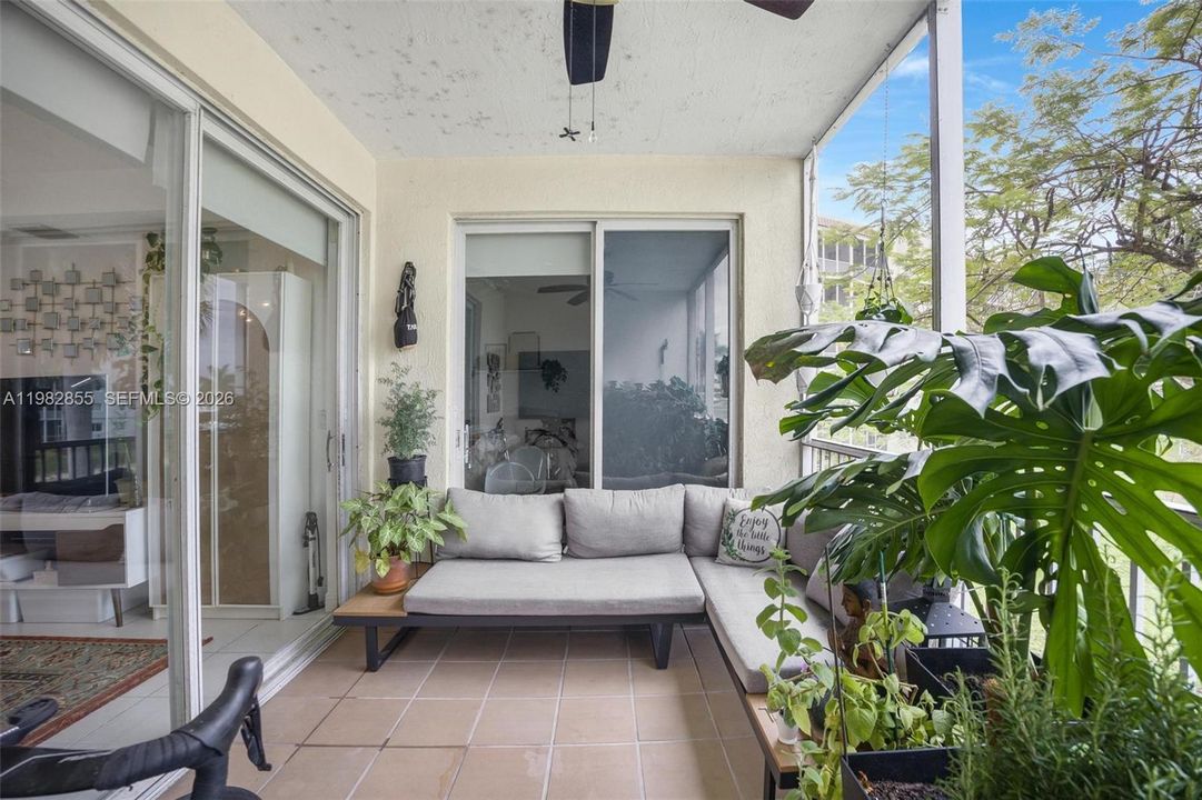 На продажу: $495,000 (3 спален, 2 ванн, 1710 Квадратных фут)