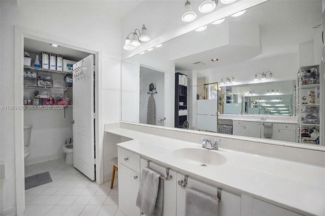 На продажу: $495,000 (3 спален, 2 ванн, 1710 Квадратных фут)