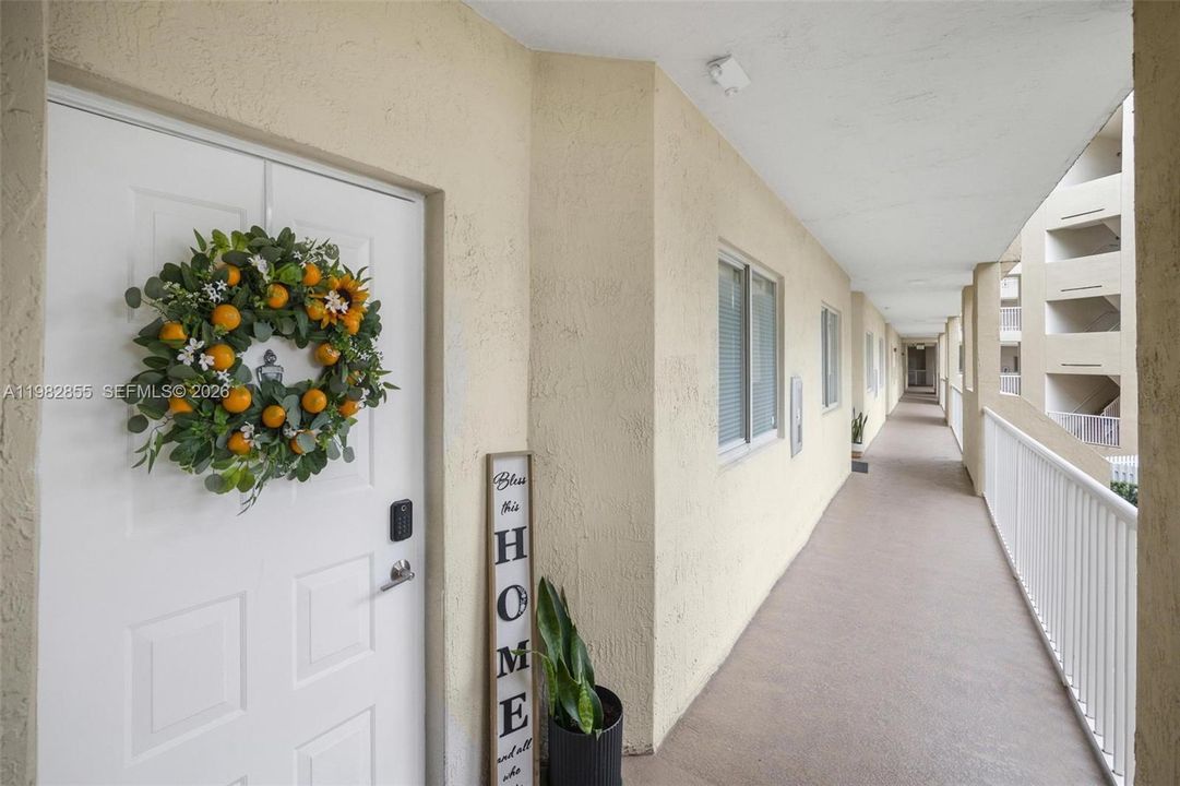 На продажу: $495,000 (3 спален, 2 ванн, 1710 Квадратных фут)