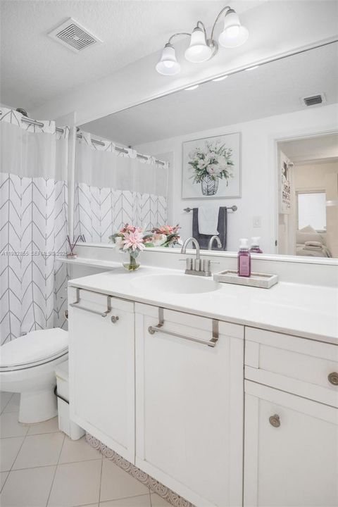 На продажу: $495,000 (3 спален, 2 ванн, 1710 Квадратных фут)