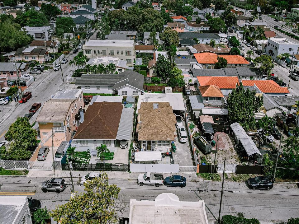 LOT OVERVIEW 2