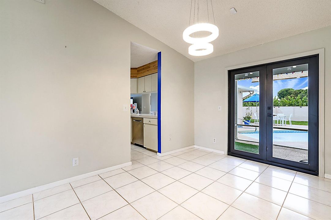 7597 Nemec Dr N -7