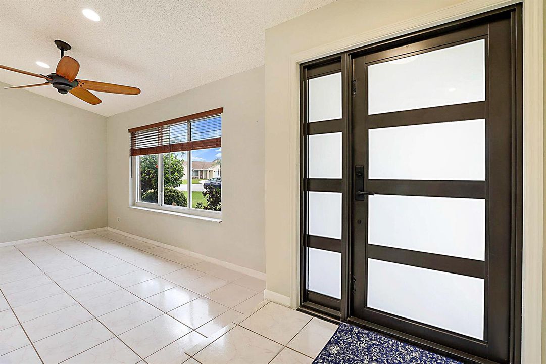 7597 Nemec Dr N -4