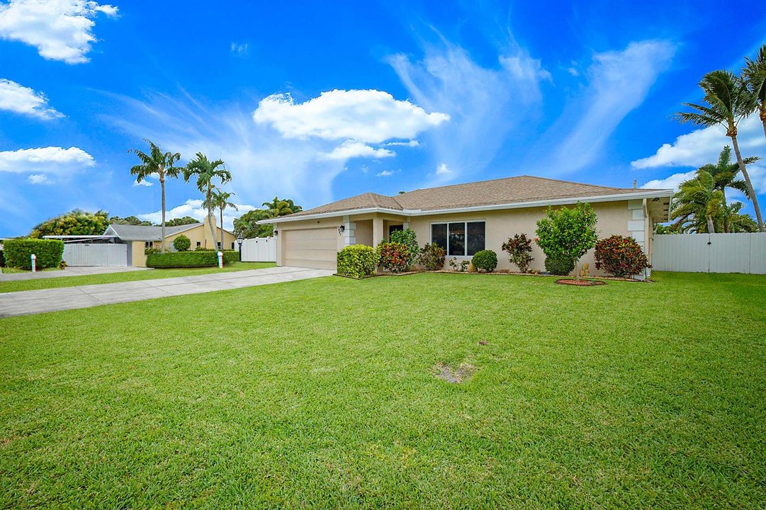 7597 Nemec Dr N -2