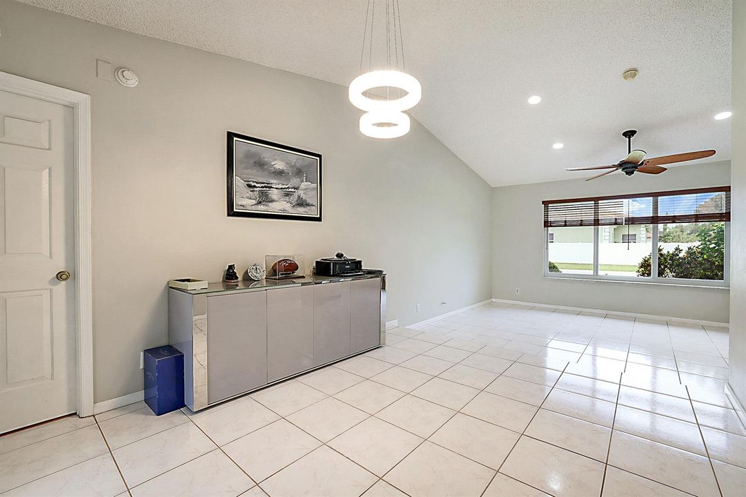7597 Nemec Dr N -9