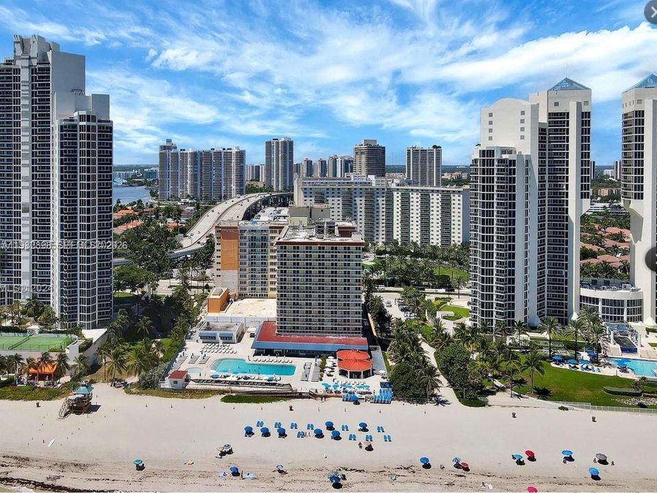 合同活跃: $152,500 (0 贝兹, 1 浴室, 360 平方英尺)