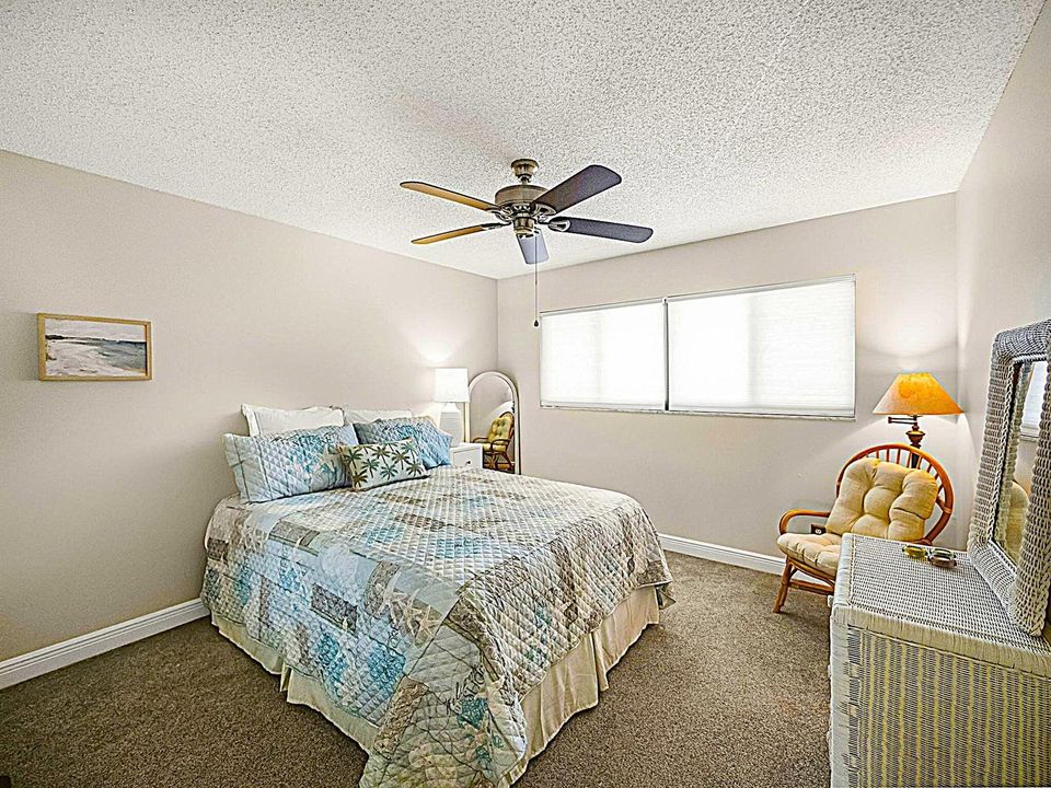Guest bedroom